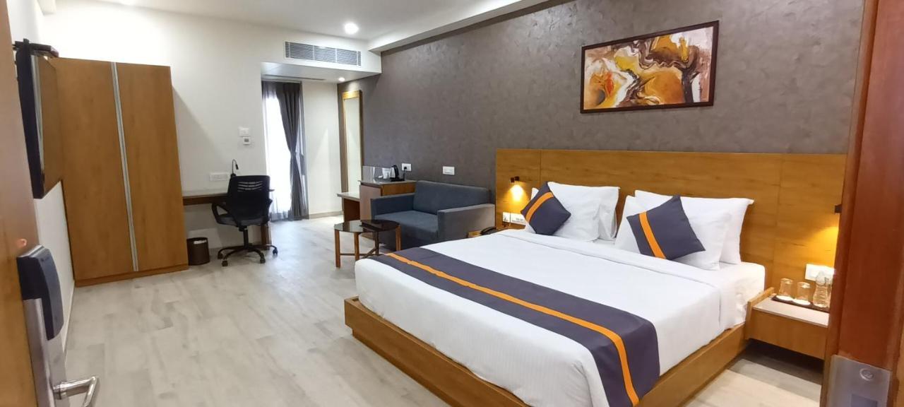Comfort Inn , Statue Of Unity Kevadia Bagian luar foto