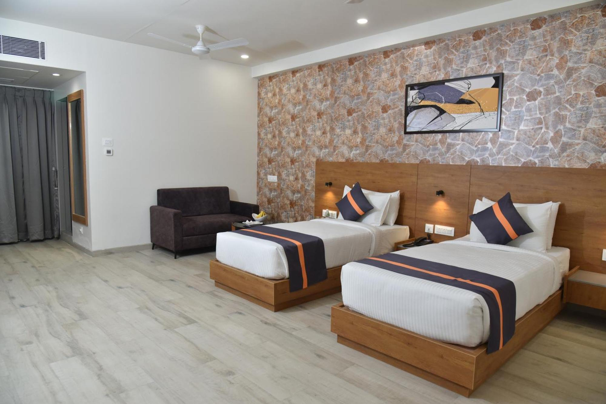 Comfort Inn , Statue Of Unity Kevadia Bagian luar foto